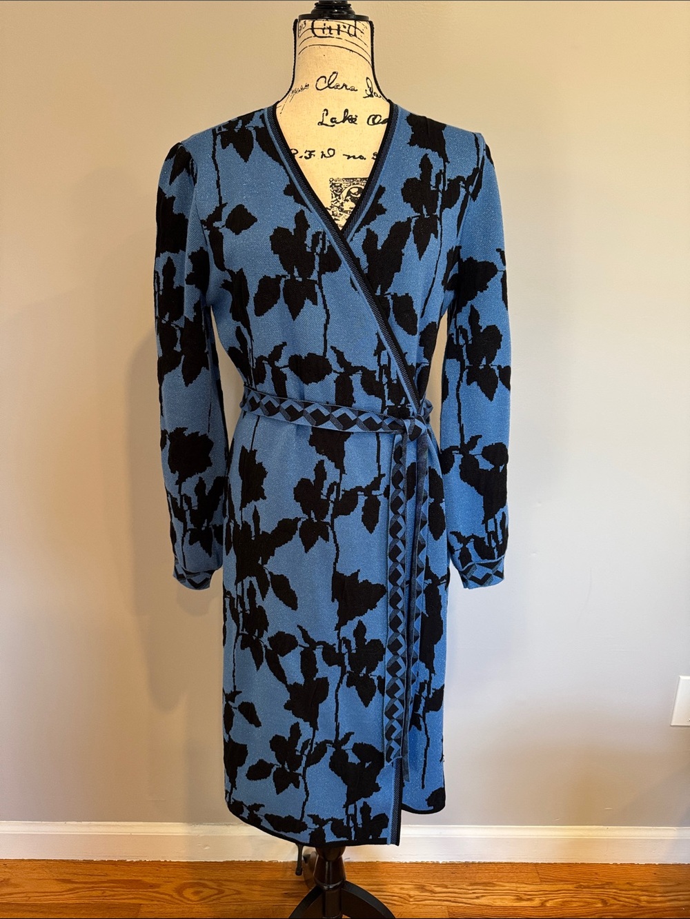 Diane Von Furstenberg Bessina Floral Knitted Jacquard Wrap Dress - Large